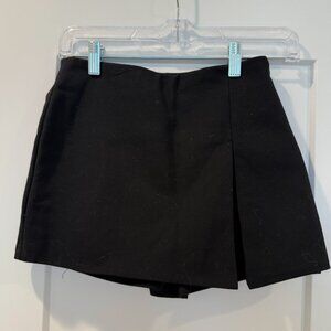 English Factory Black Skort – Size XS